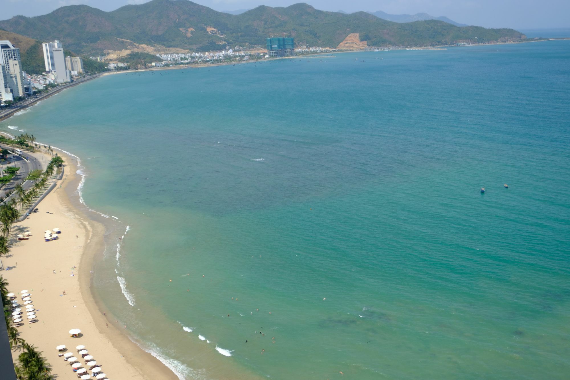 Sunrise Hon Chong Ocean View Apartment Nha Trang Exterior foto